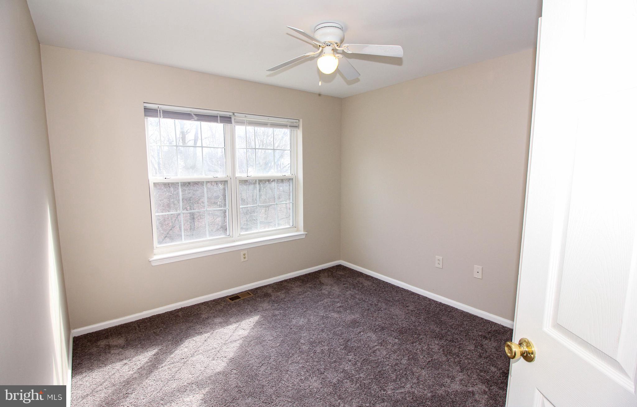 127 Julie Road Pottstown, PA 19464 - Photo 28 of 37 Bedroom 1