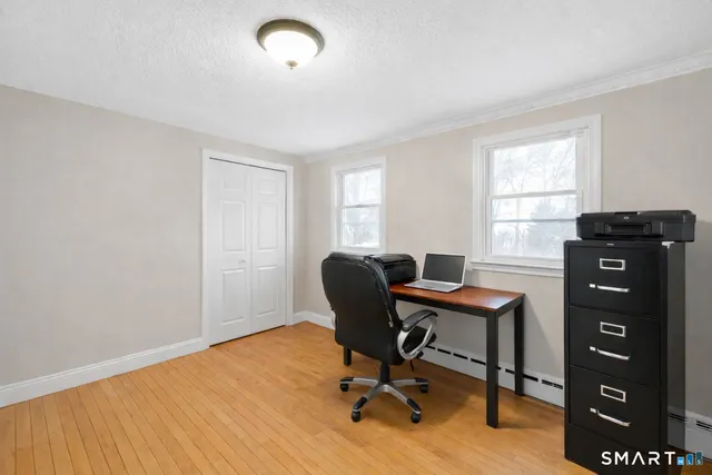 $349,900 | 20 Forest Drive, Wethersfield, CT 06109