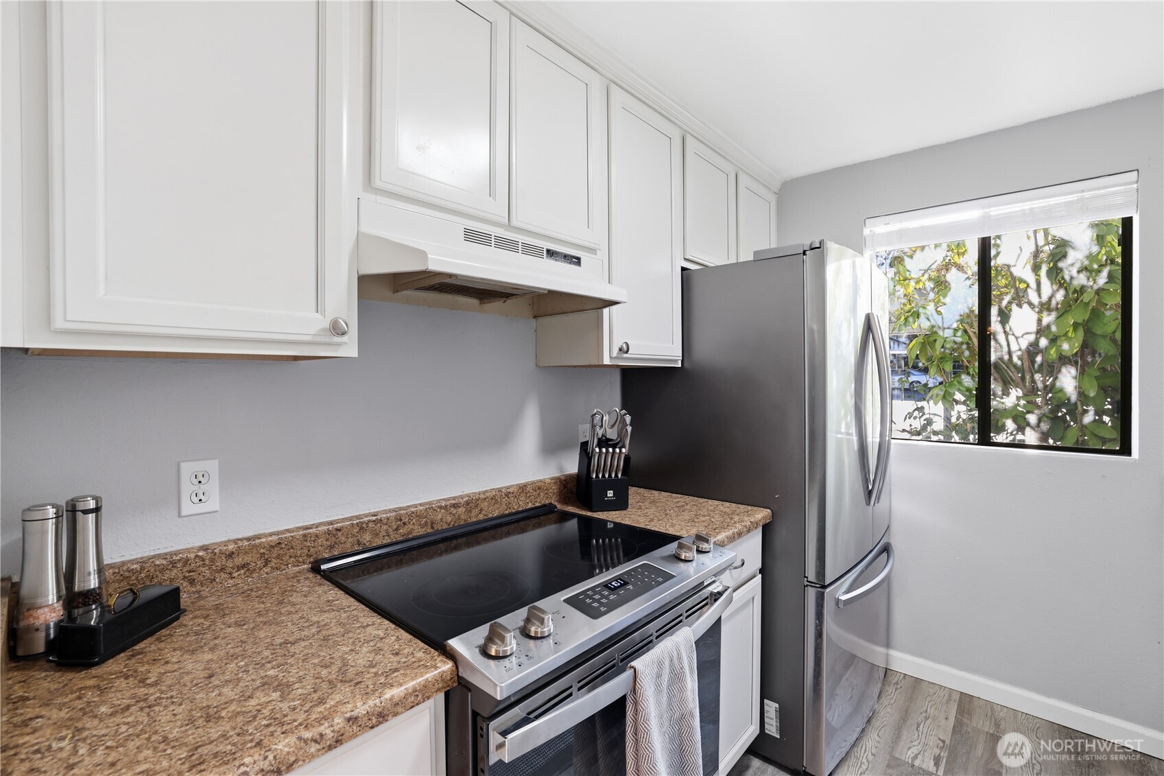 1812 Southwest 318th Place, Unit 28D Federal Way, WA 98023 - Photo 9 of 36