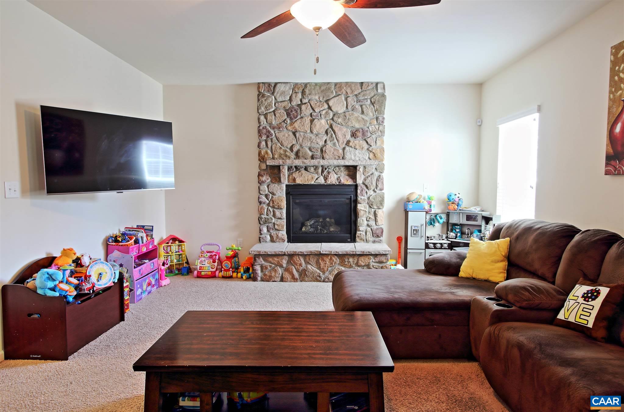 1428 Decatur Drive Charlottesville, VA 22911 - Photo 4 of 28 Gallery Image 4
