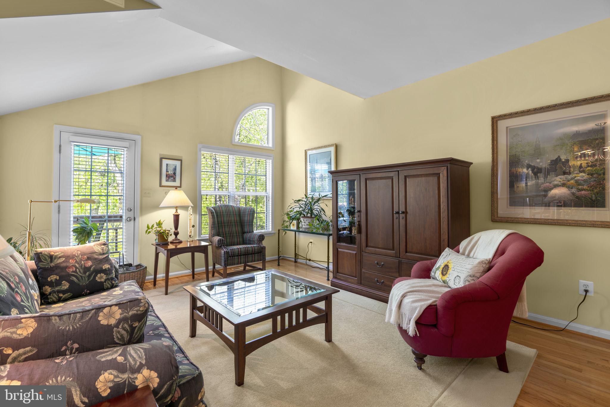 20421 Remsbury Place Gaithersburg, MD 20886 - Photo 7 of 31 Gallery Image 7