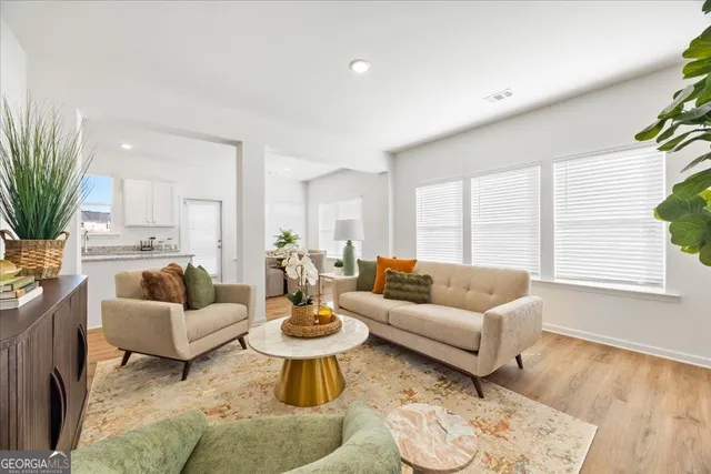 $244,400 | 2010 Fall Harvest Drive, Macon, GA 31216