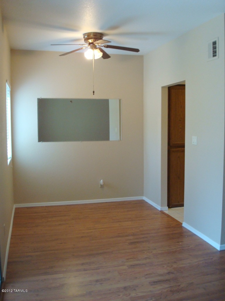 5500 North Valley View Road, Unit 124 Tucson, AZ 85718 - Photo 5 of 14