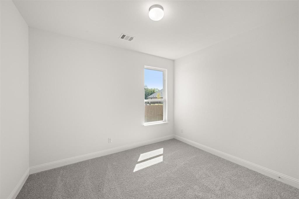 951 Anvil DeSoto, TX 75115 - Photo 12 of 40