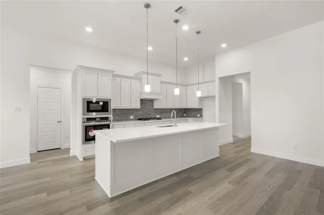 $539,900 | 951 Anvil, DeSoto, TX 75115