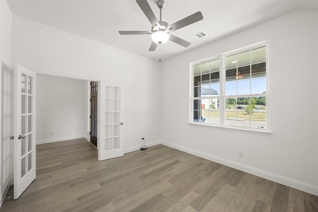 951 Anvil DeSoto, TX 75115 - Photo 7 of 40 951 Anvil Ct- Study-1