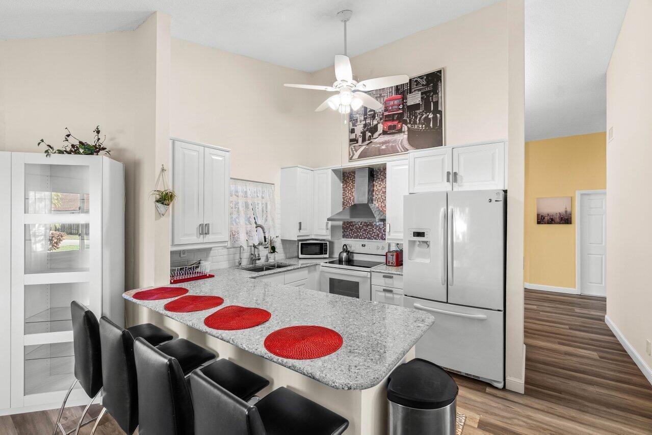 22525 Swordfish Drive Boca Raton, FL 33428 - Photo 12 of 41 012-22525SwordfishDrive-BocaRaton-FL-334
