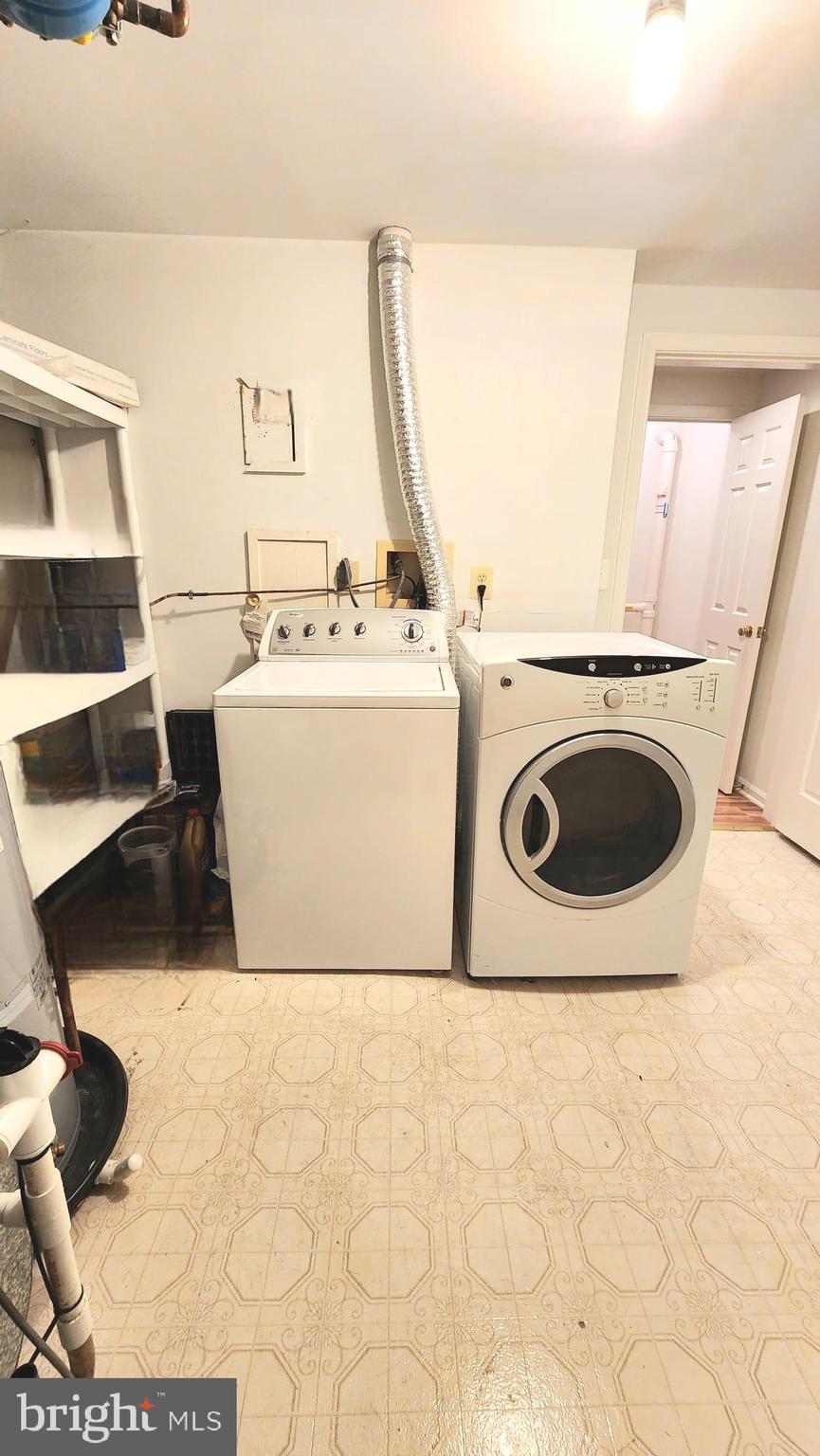 1447 Hampton Hill Circle McLean, VA 22101 - Photo 41 of 46 a view of kitchen with washer and dryer