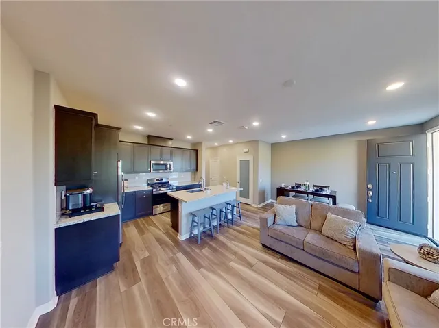 $649,999 | 22905 Concord Drive, Saugus, CA 91350