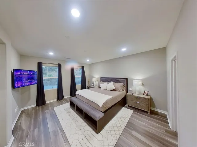 $649,999 | 22905 Concord Drive, Saugus, CA 91350