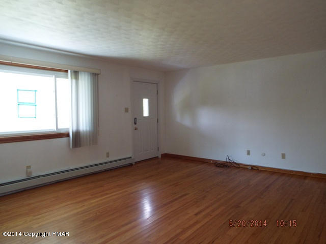 7 Shickshinny Valley Road Berwick, PA 18603 - Photo 5 of 18 Living room 2
