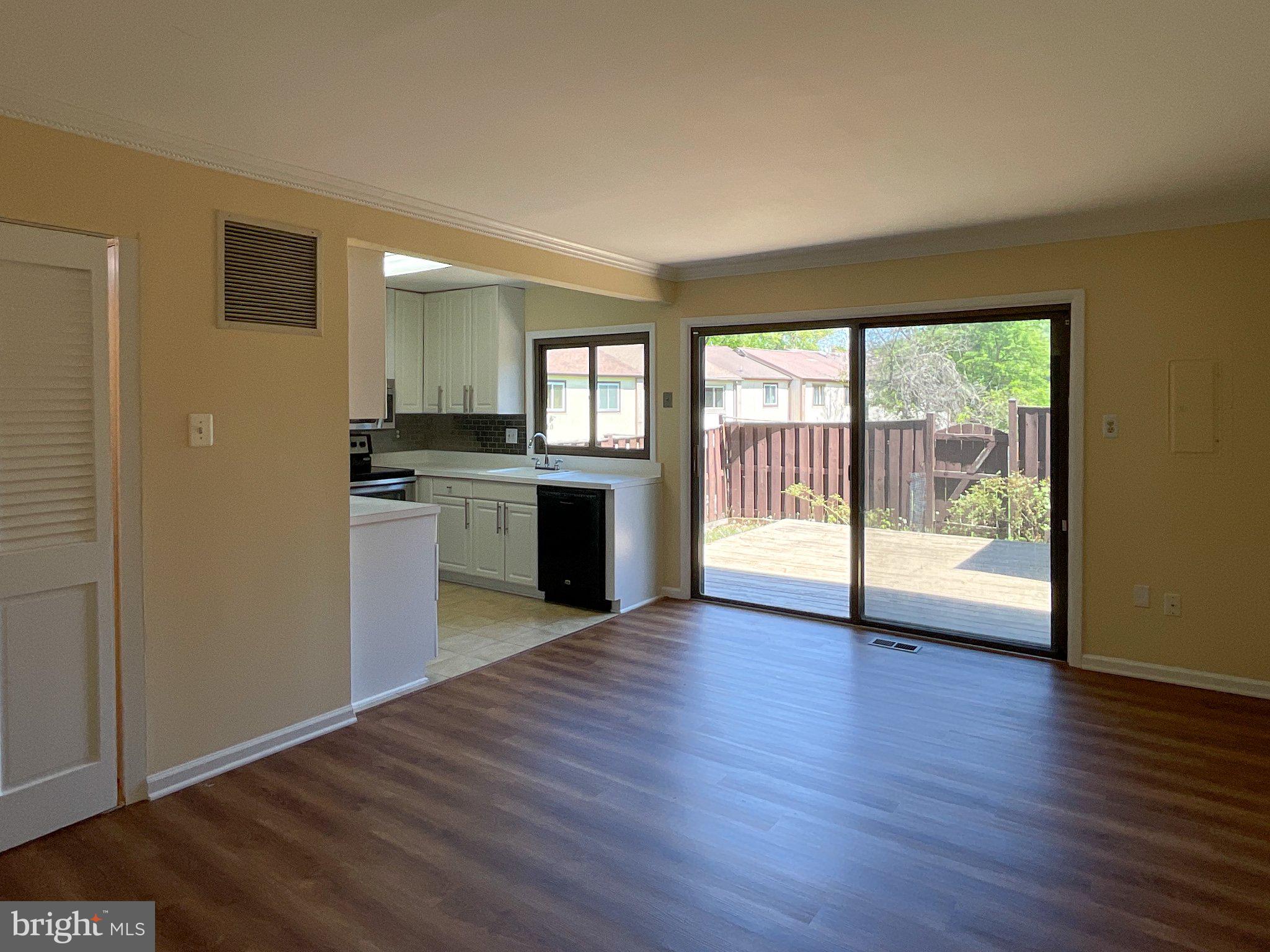 9040 Centerway Road Gaithersburg, MD 20879 - Photo 12 of 45 Bright and airy open living space.