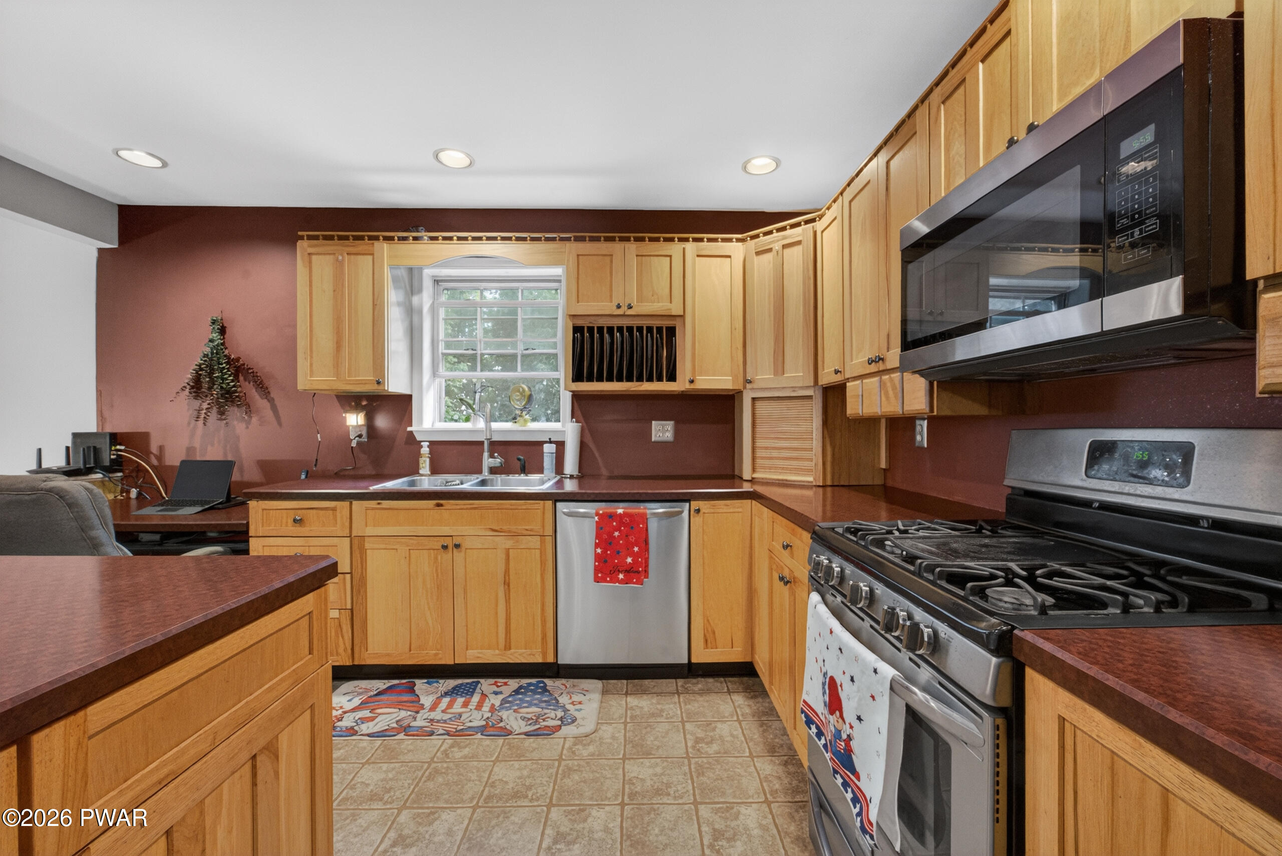 438 Cummins Hill Road Milford, PA 18337 - Photo 33 of 64