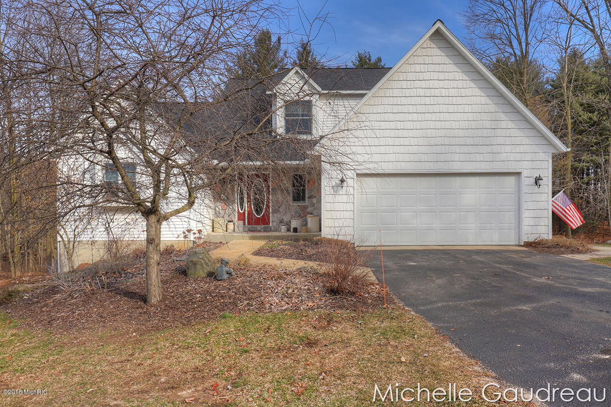 9890 Finkbeiner Road Middleville, MI 49333 - Photo 4 of 55 IMG_9906