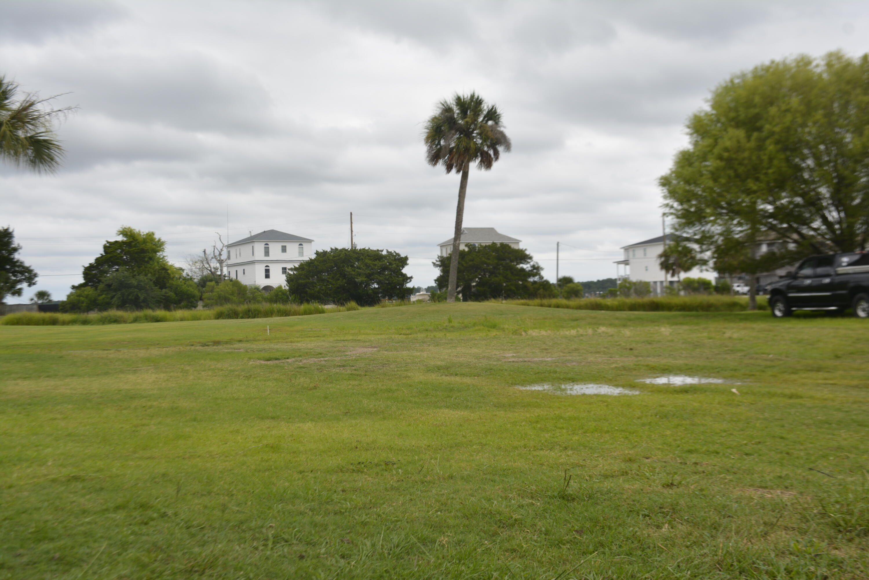7 Battery Park Road Edisto Island, SC 29438 - Photo 8 of 32 _DSC8467