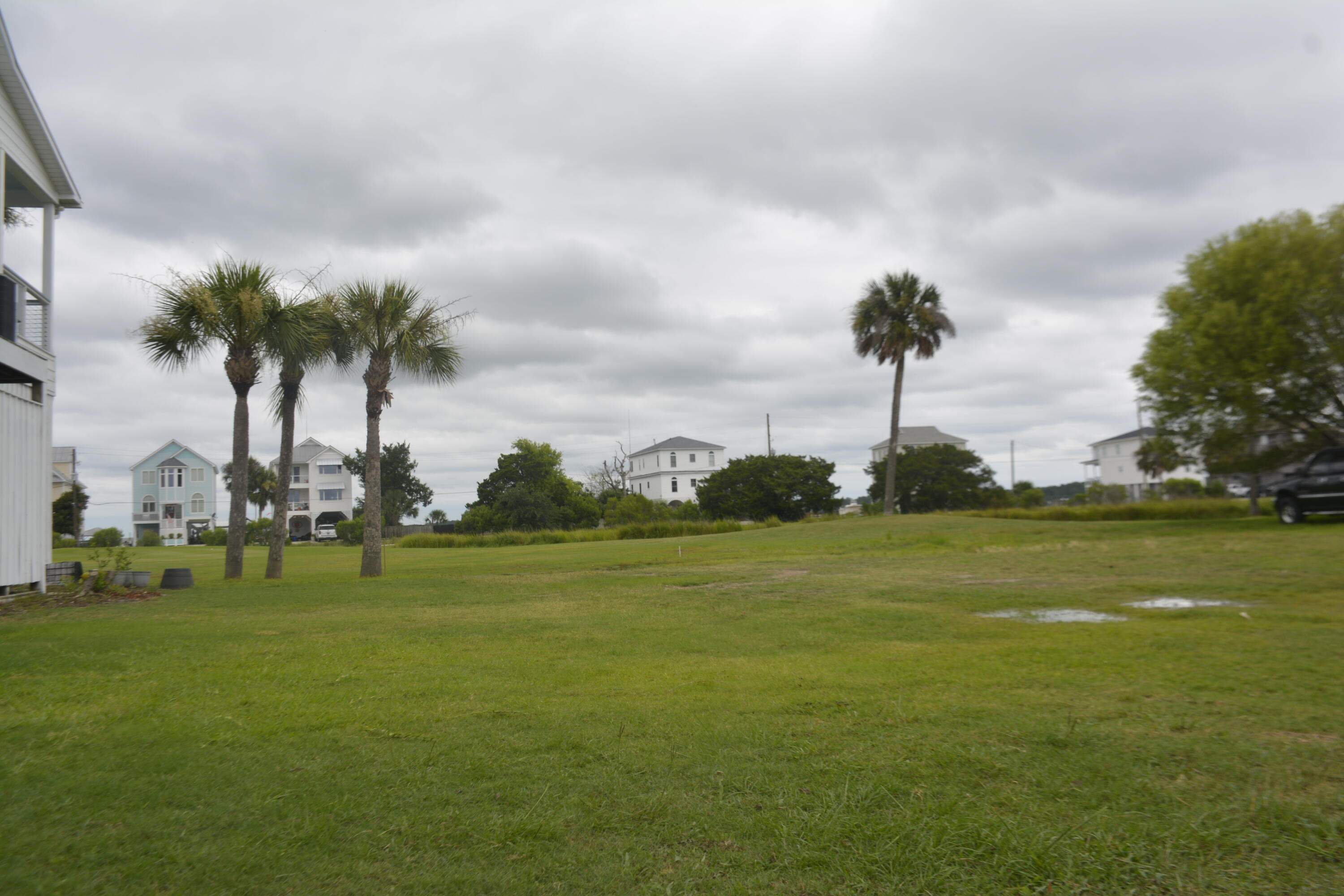 7 Battery Park Road Edisto Island, SC 29438 - Photo 10 of 32 _DSC8468