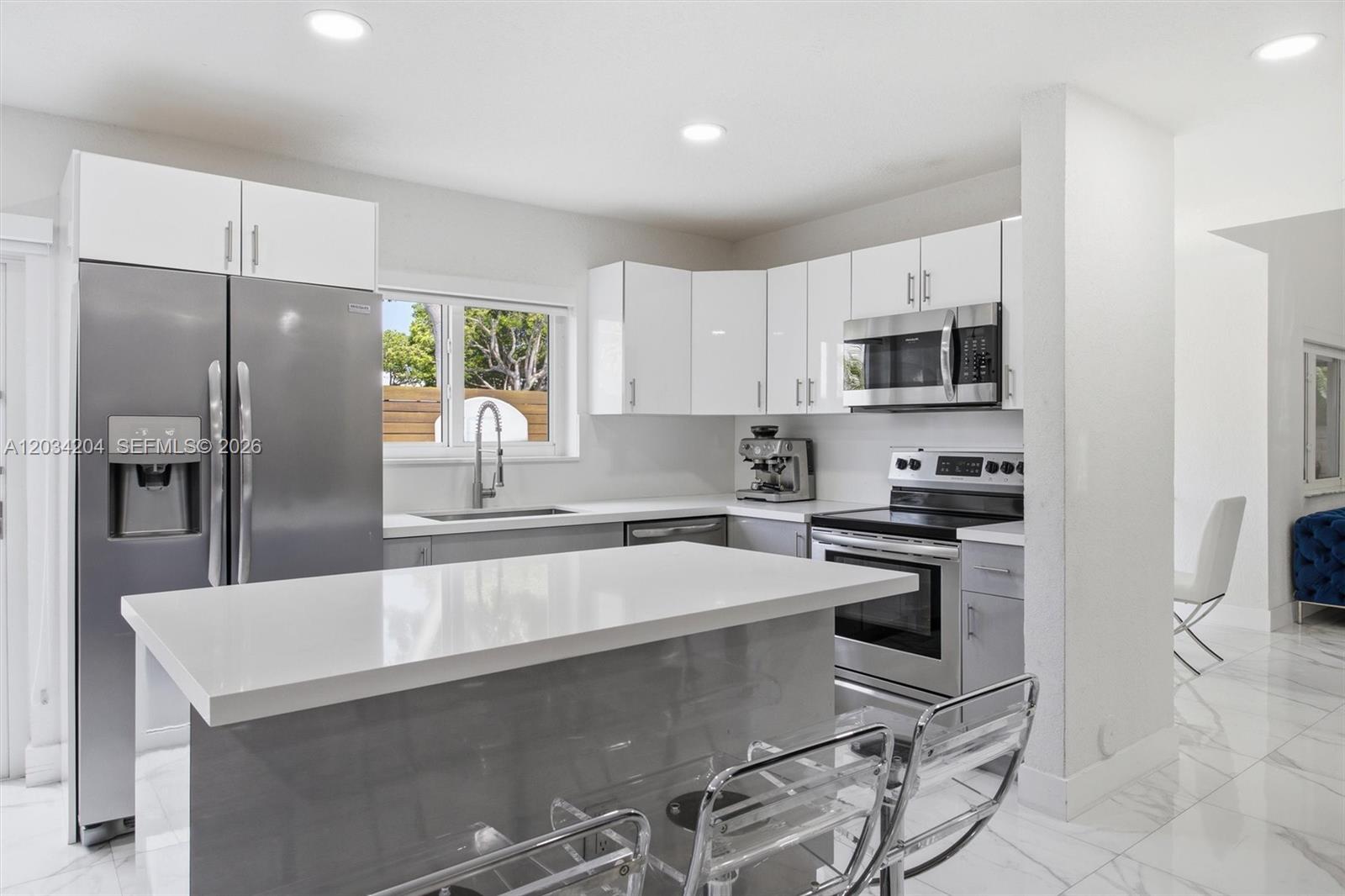 7315 Southwest 158th Avenue Miami, FL 33193 - Photo 20 of 48