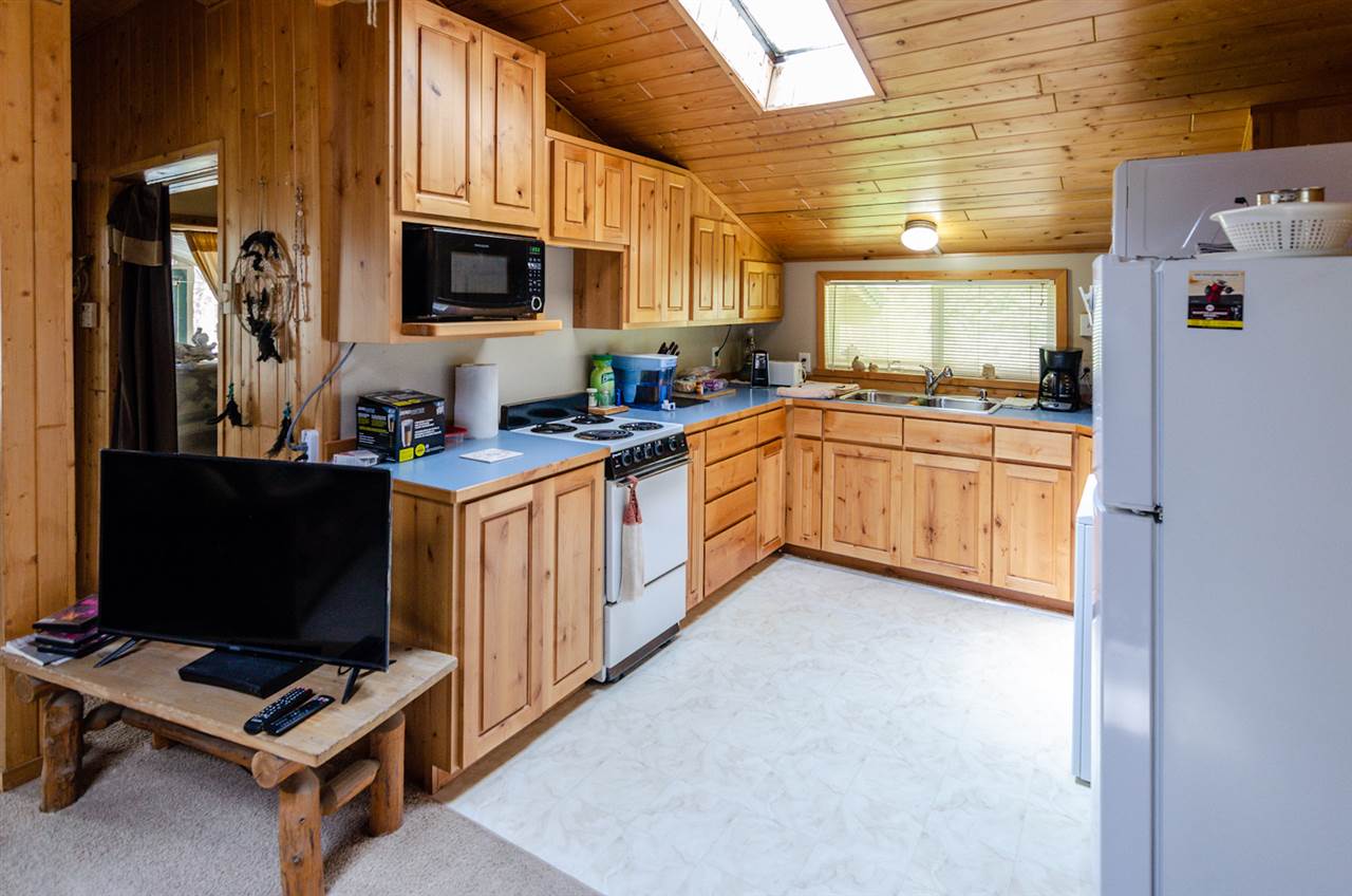 33091 Van Dissel Road Southeast Valley, WA 99181 - Photo 8 of 19
