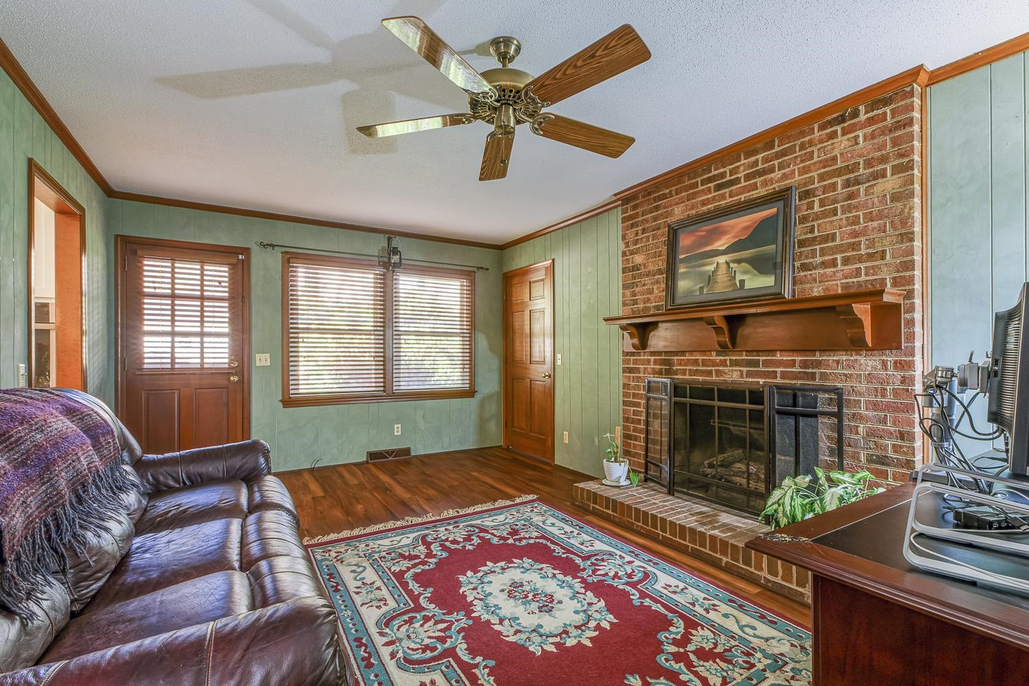1308 Hampton Valley Road Cary, NC 27511 - Photo 20 of 42 Family Room