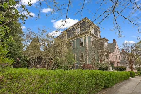 $1,825,000 | 168 Bowen Street, Providence, RI 02906