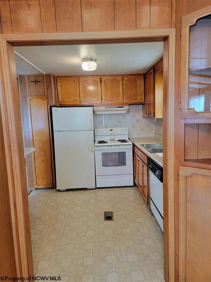 70 Vicksburg Road Buckhannon, WV 26201 - Photo 8 of 18 Gallery Image 8
