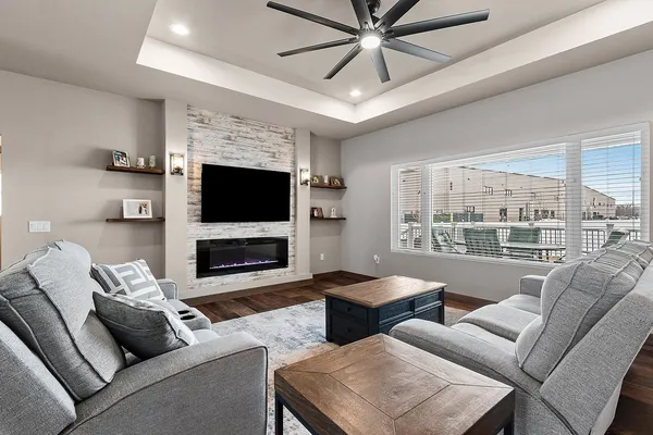 $669,900 | 1667 Torchwood Trail, De Pere, WI 54115