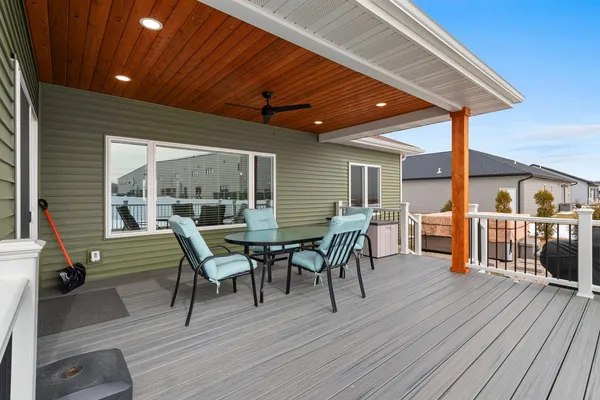 $669,900 | 1667 Torchwood Trail, De Pere, WI 54115