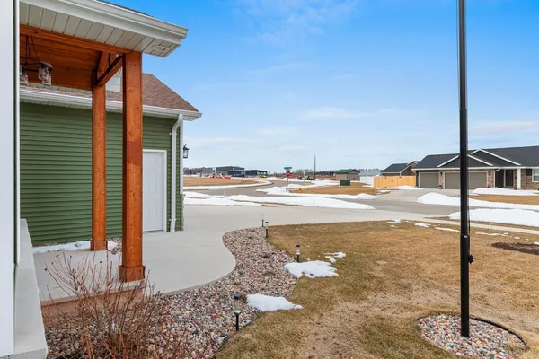 $669,900 | 1667 Torchwood Trail, De Pere, WI 54115