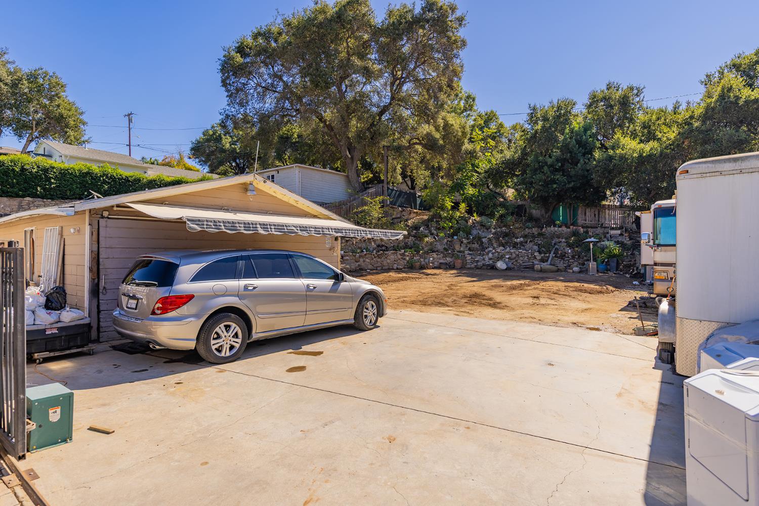 182 Mountain View Street Oak View, CA 93022 - Photo 10 of 11