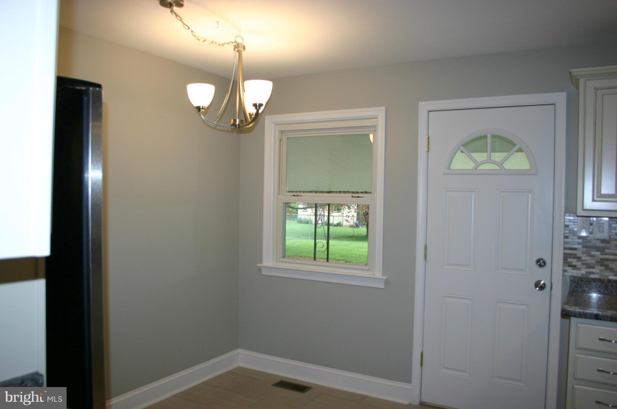 16710 Hampton Road Williamsport, MD 21795 - Photo 10 of 30 Dining Room