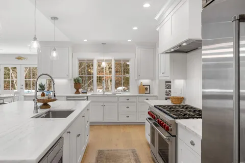 $1,299,000 | 143 Cross Neck Road, Marion, MA 02738