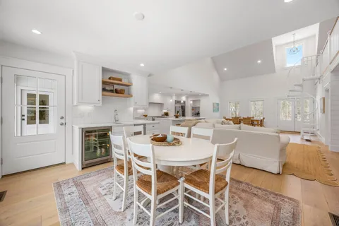 $1,299,000 | 143 Cross Neck Road, Marion, MA 02738