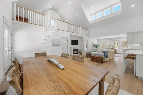 $1,299,000 | 143 Cross Neck Road, Marion, MA 02738