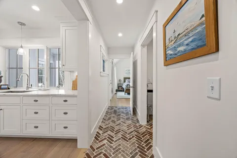 $1,299,000 | 143 Cross Neck Road, Marion, MA 02738