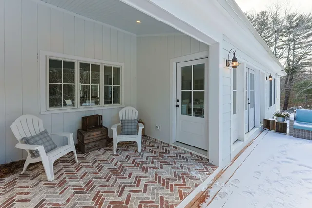 $1,299,000 | 143 Cross Neck Road, Marion, MA 02738