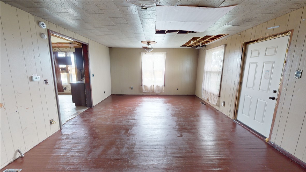 14248 1020 East Road Catlin, IL 61817 - Photo 13 of 25 Gallery Image 13