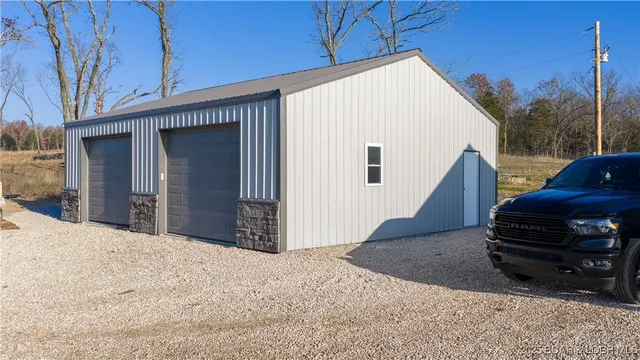 $1,200,000 | 470 Good Friends Lane, Stoutland, MO 65567