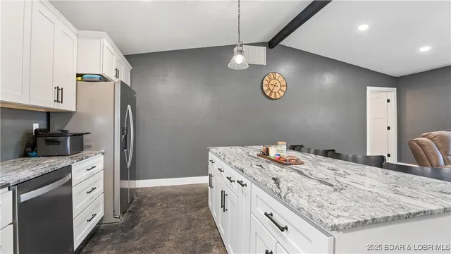 $1,200,000 | 470 Good Friends Lane, Stoutland, MO 65567