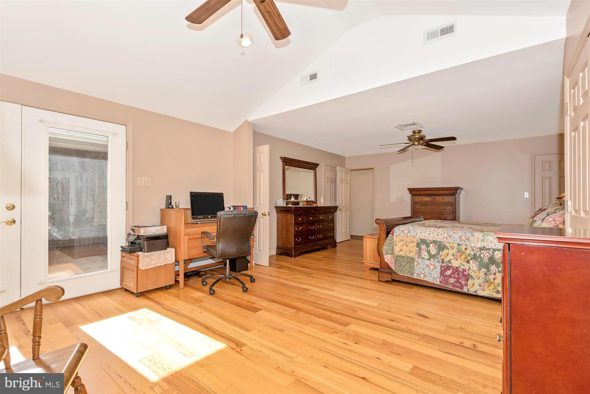 15509 Barnes Road New Windsor, MD 21776 - Photo 10 of 30 Bedroom (Master)