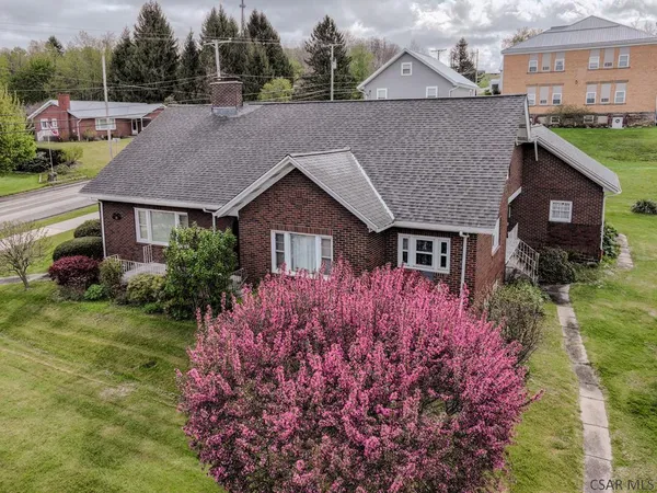 $289,900 | 85 Gay Street, Salisbury, PA 15558