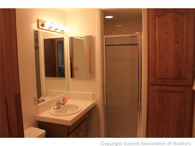 1708 Red Hawk Road Silverthorne, CO 80498 - Photo 16 of 20 Gallery Image 16