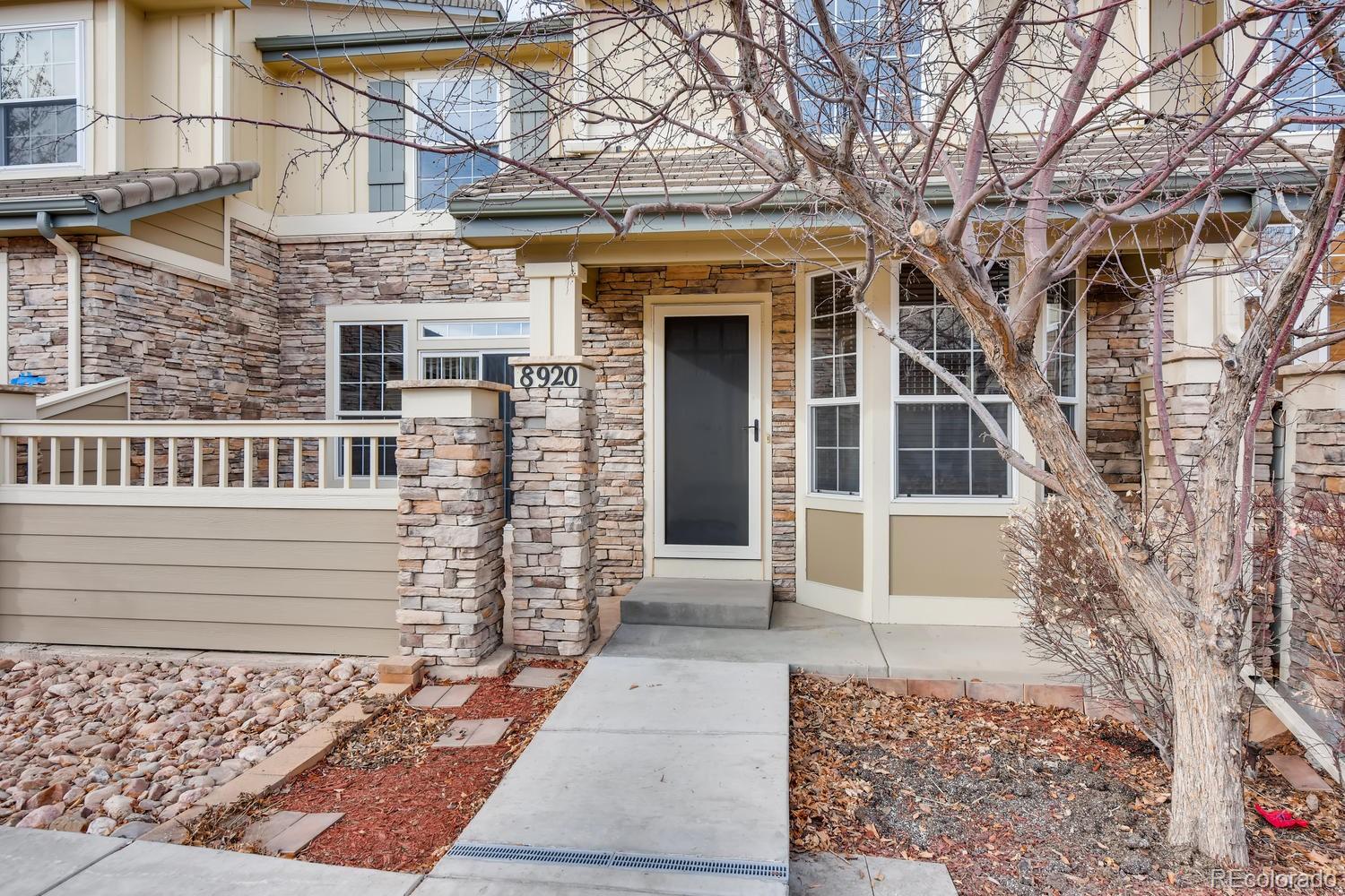 8920 Tappy Toorie Place Highlands Ranch, CO 80129 - Photo 4 of 28 Gallery Image 4