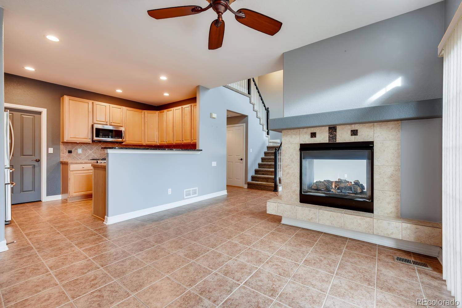 8920 Tappy Toorie Place Highlands Ranch, CO 80129 - Photo 8 of 28 Gallery Image 8