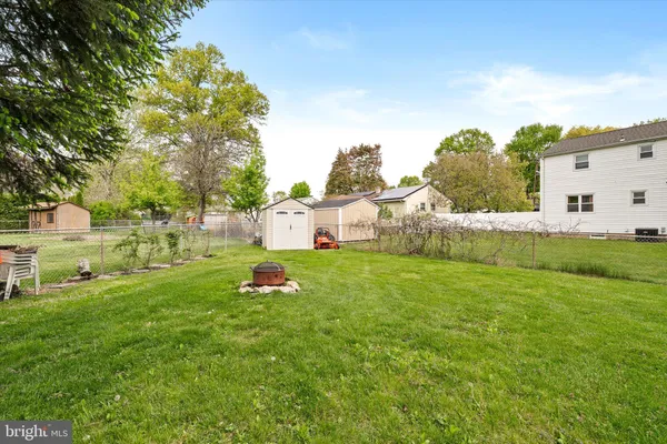 $499,000 | 4 Running Brook Road, Ewing, NJ 08638