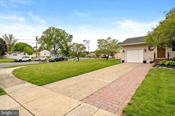 $499,000 | 4 Running Brook Road, Ewing, NJ 08638