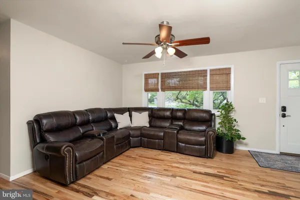 $499,000 | 4 Running Brook Road, Ewing, NJ 08638