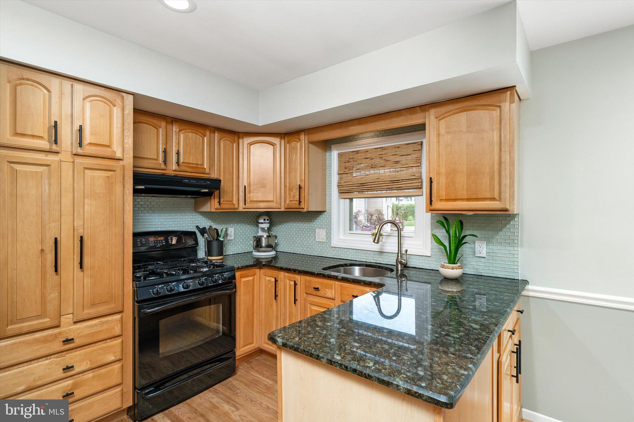 4 Running Brook Road Ewing, NJ 08638 - Photo 8 of 26 Kitchen