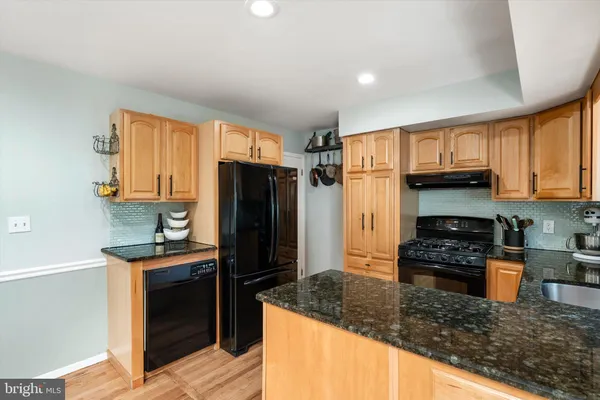 $499,000 | 4 Running Brook Road, Ewing, NJ 08638
