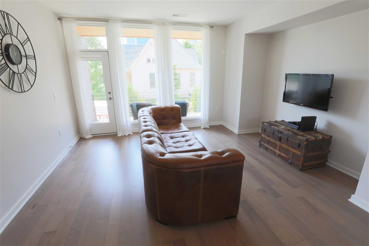 548 South Person Street Raleigh, NC 27601 - Photo 8 of 23 Photo 8
