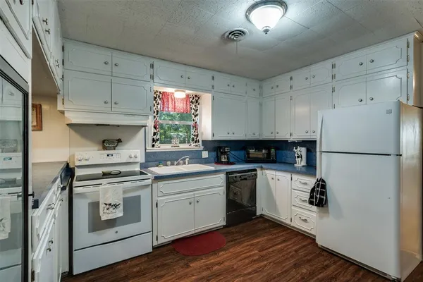 $154,000 | 1008 West Hamilton Street, Olney, TX 76374